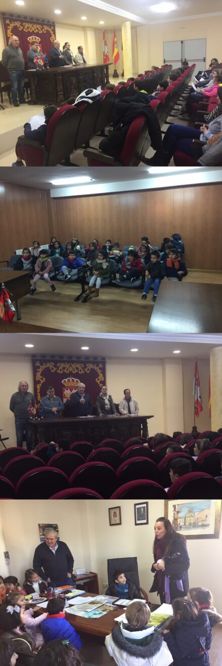 Visita de los Niños del CRA Las Dehesas al Ayuntamiento